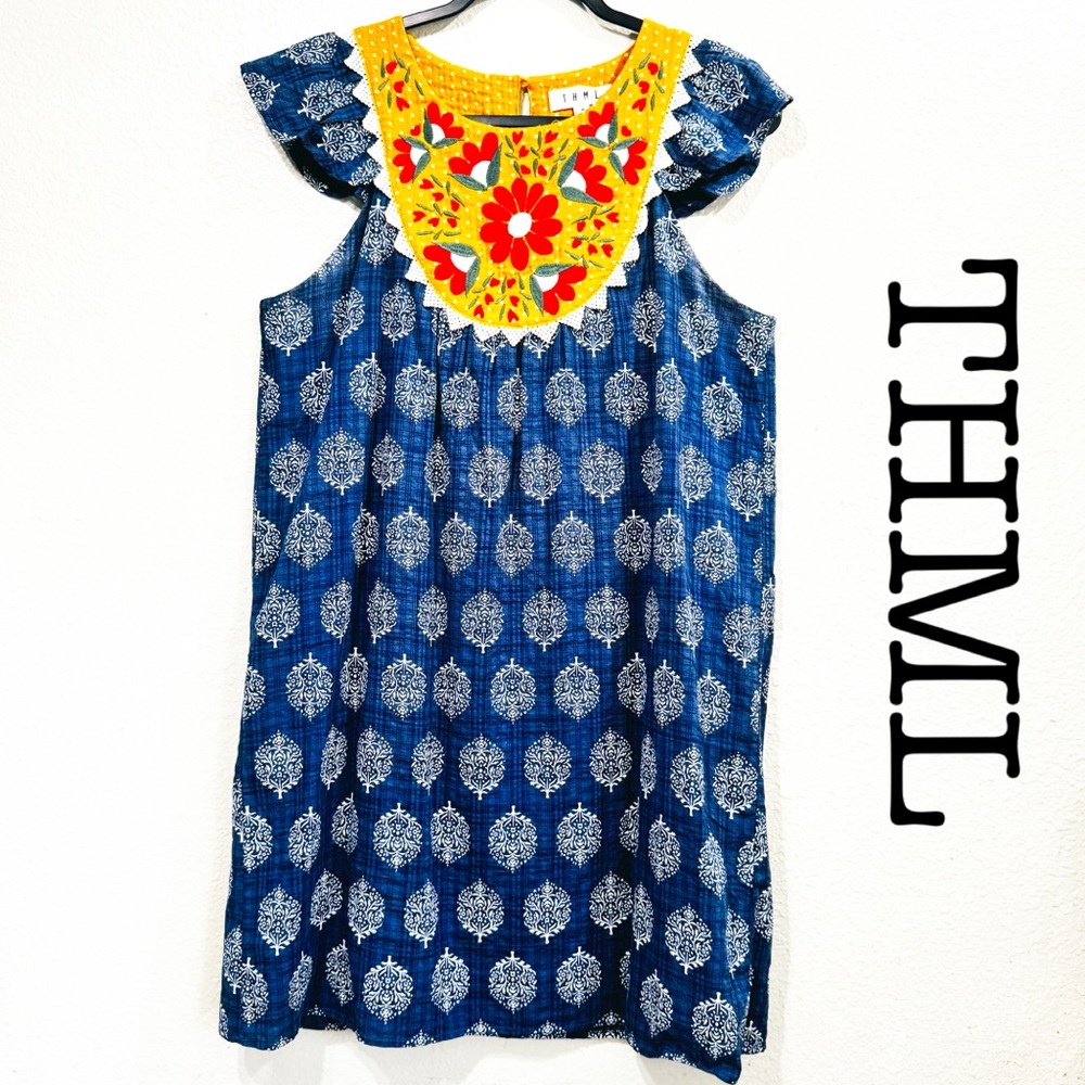 Anthropologie THML Dres Embroidered Floral Design Size Small